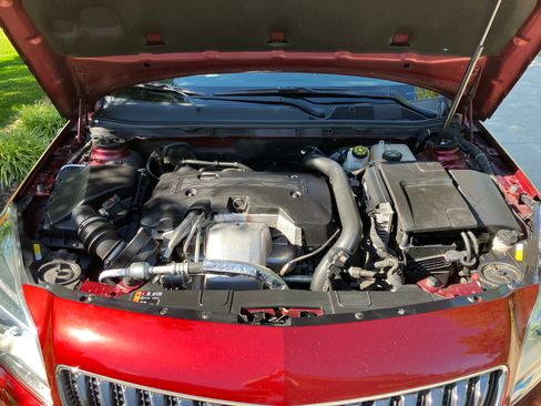 Used 2017 Buick Regal Premium w/ Driver Confidence Package #1 FWD image 9