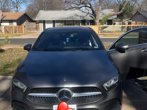 Used 2019 Mercedes-Benz A 220 4MATIC image 1