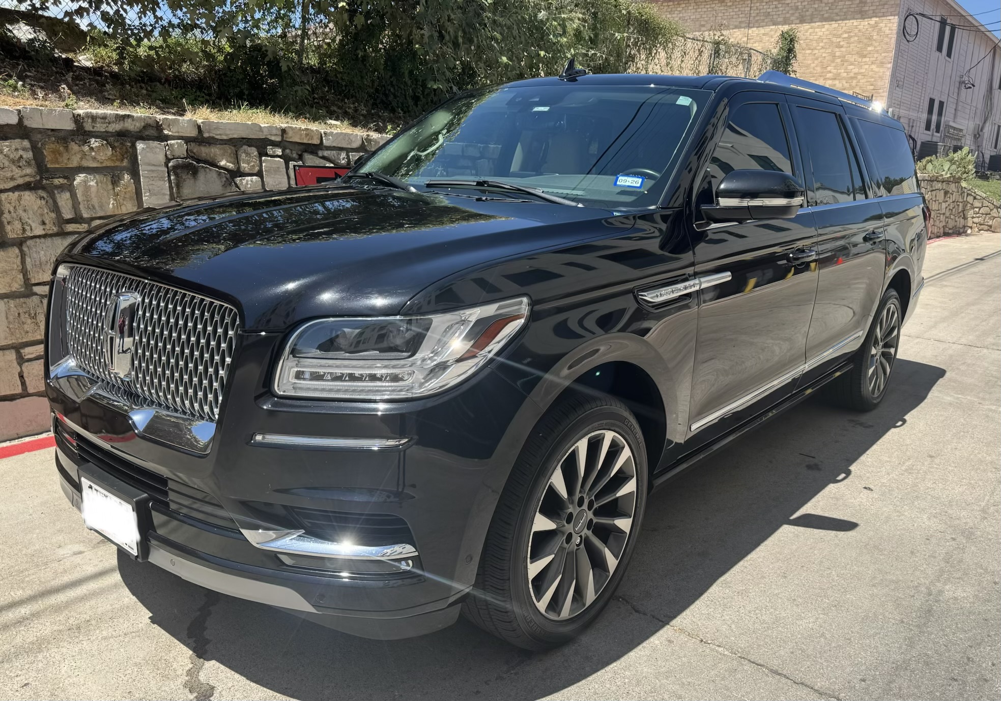 Used 2021 Lincoln Navigator L Reserve RWD image 29