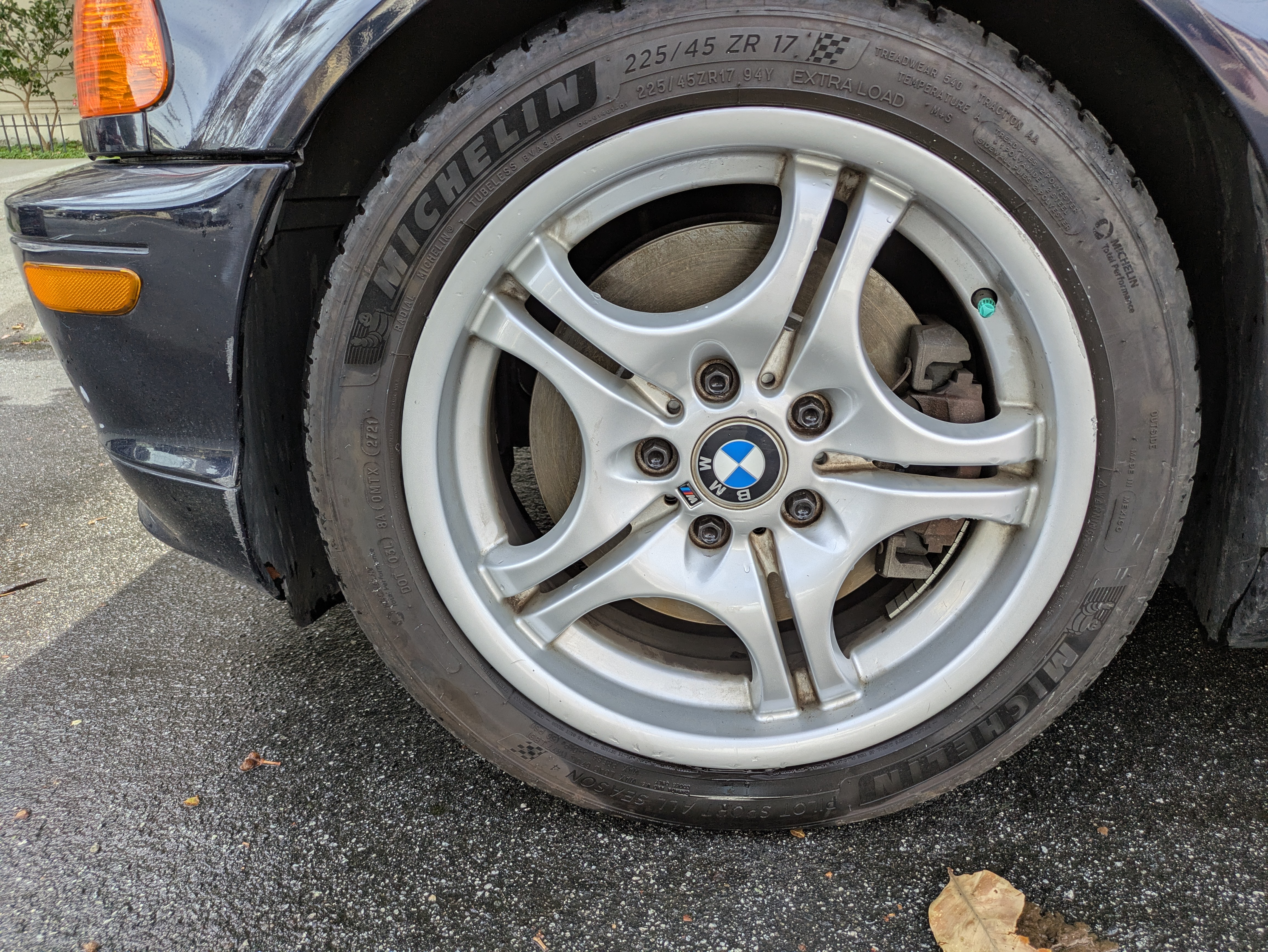 Used 2001 BMW 330Ci Convertible RWD image 17