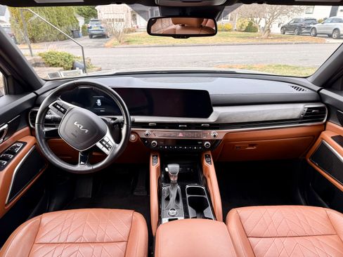 Used 2024 Kia Telluride EX X-Line image 2