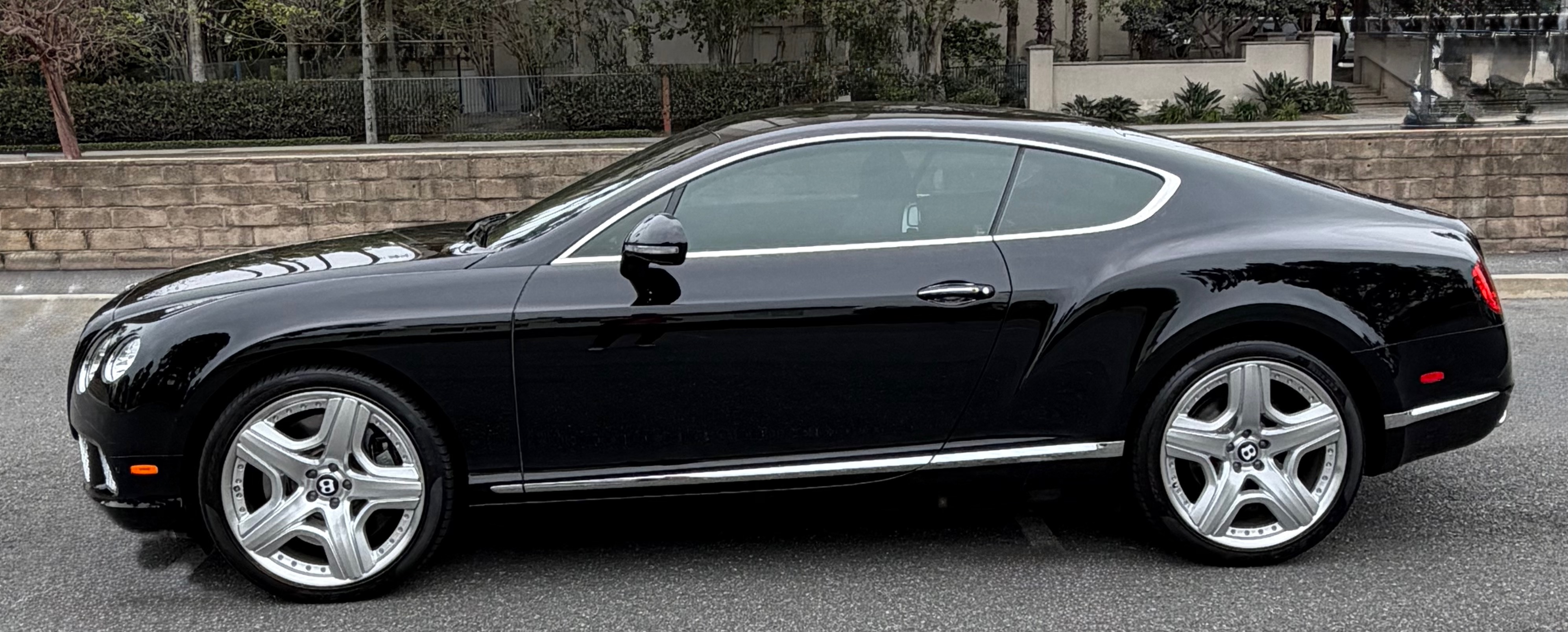 Used 2012 Bentley Continental GT AWD/4WD image 13