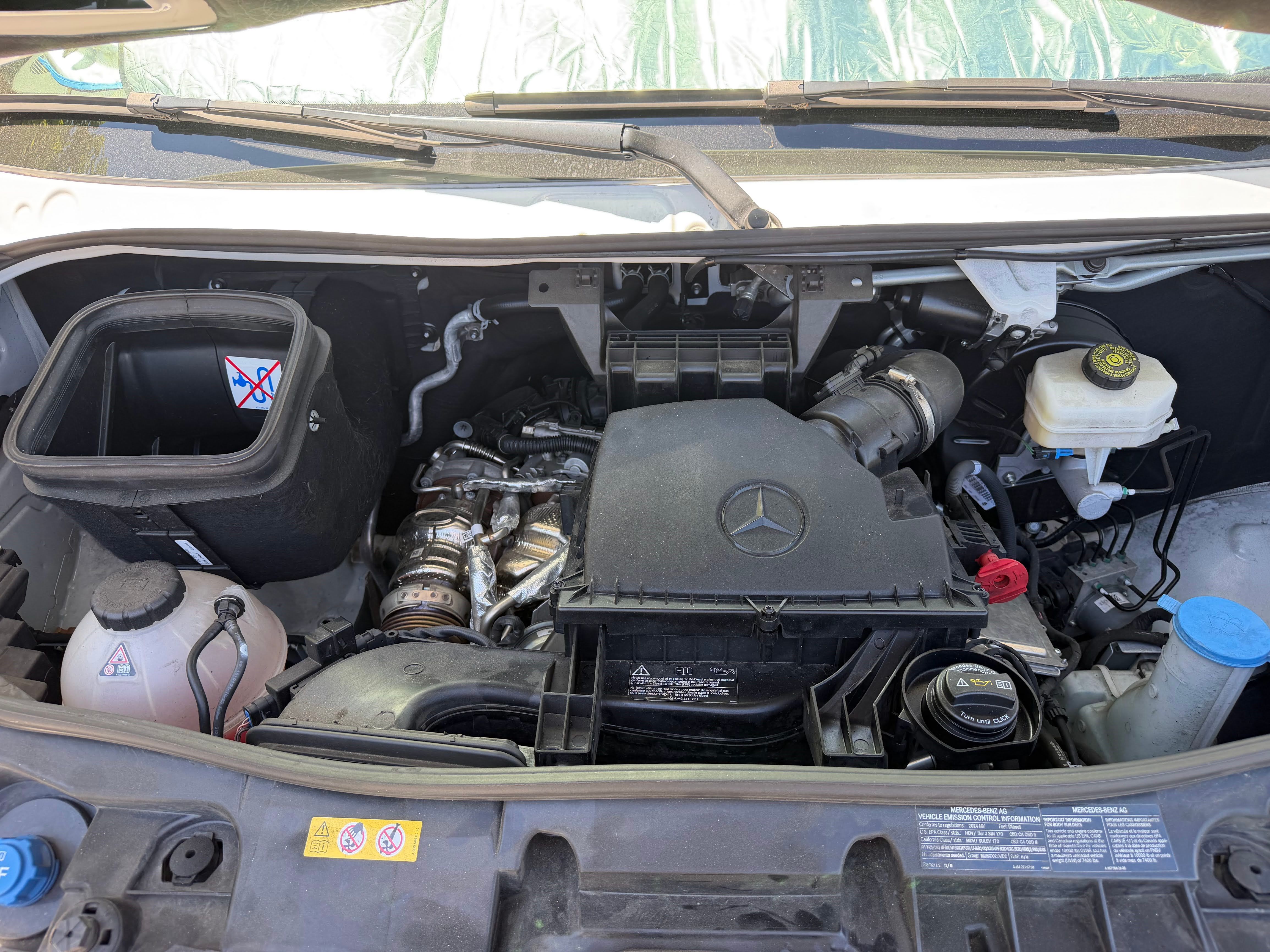 Used 2024 Mercedes-Benz Sprinter 2500 image 16