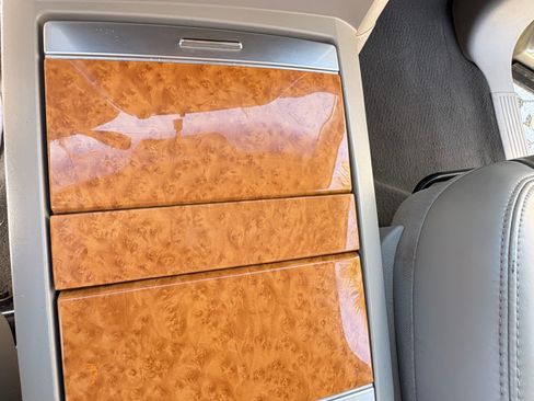 Used 2008 Chrysler Aspen Limited image 16