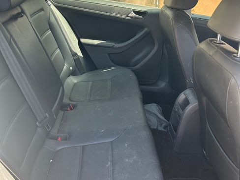 Used 2014 Volkswagen Jetta SE FWD image 6