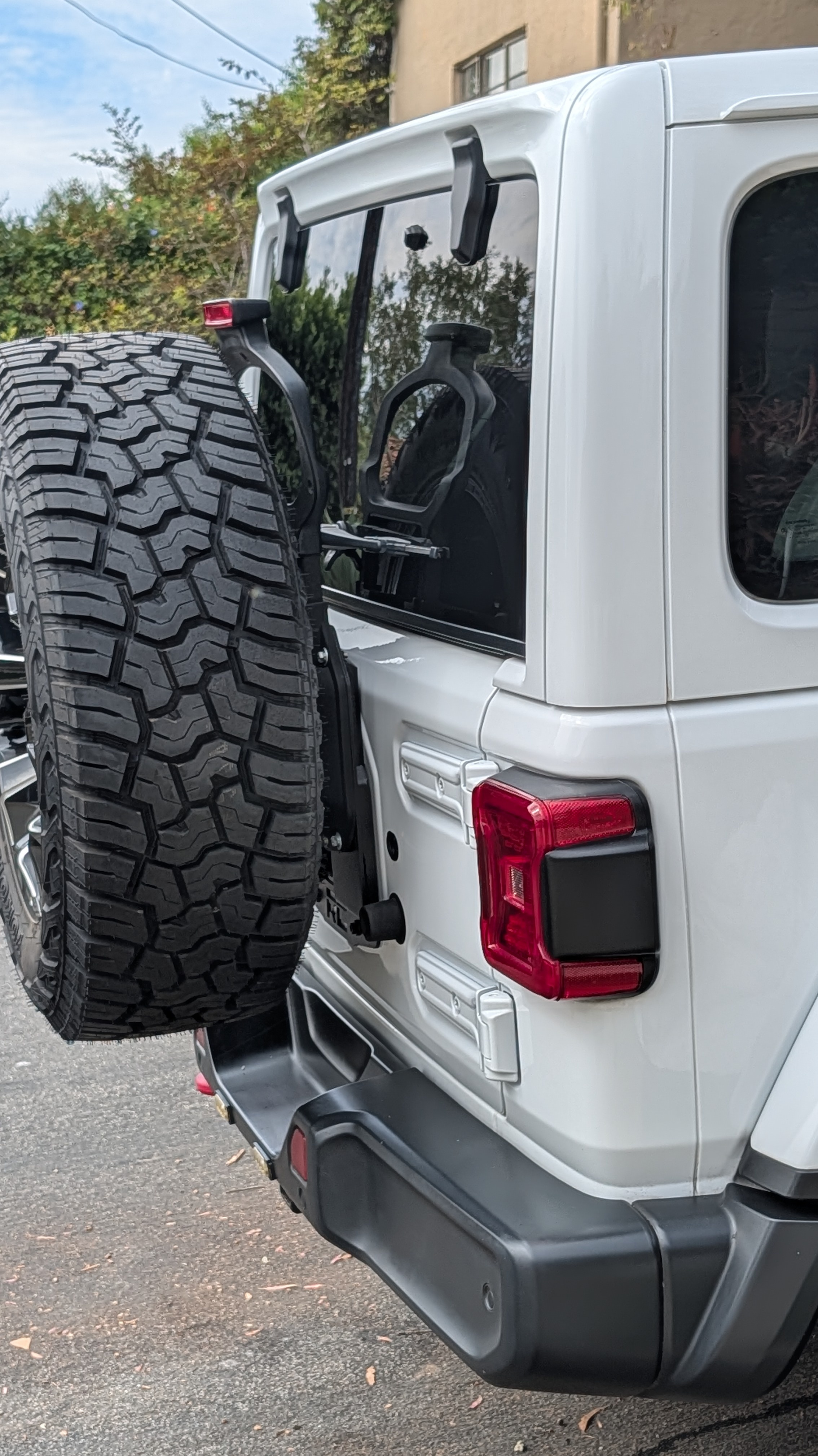 Used 2018 Jeep Wrangler Unlimited Rubicon AWD/4WD image 22