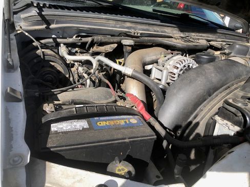 Used 2004 Ford F250 XLT image 11