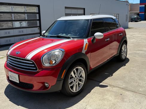 Used 2014 MINI Cooper Countryman FWD image 4