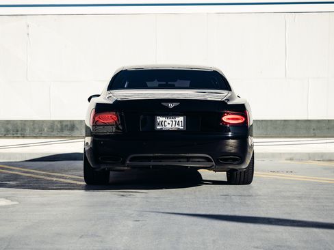 Used 2017 Bentley Flying Spur S W12 image 10