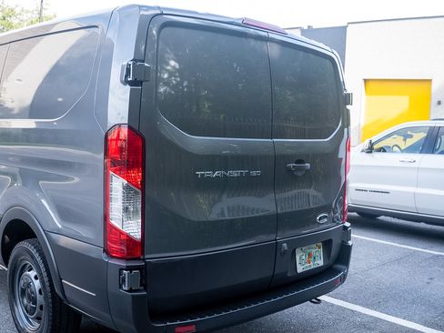 Used 2022 Ford Transit 150 Low Roof RWD image 2
