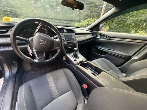 Used 2018 Honda Civic Sport image 14