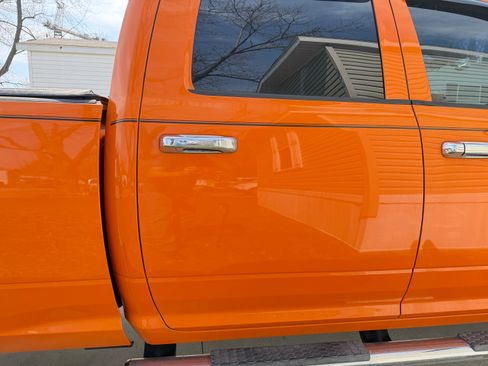 Used 2013 RAM 2500 Tradesman w/ Chrome Appearance Group AWD/4WD image 6