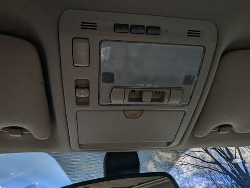 Used 2004 Lexus RX 330 image 24