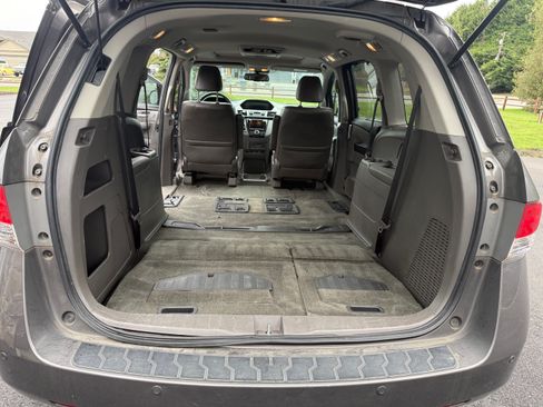 Used 2016 Honda Odyssey Touring image 25