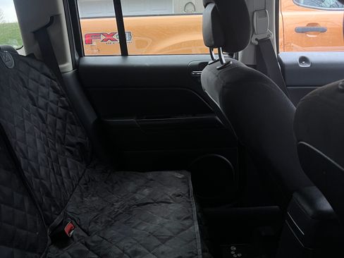 Used 2015 Jeep Patriot Sport w/ Power Value Group image 12