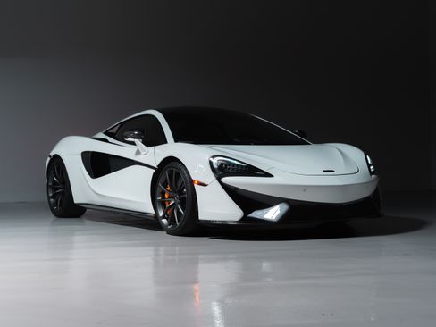 Used 2019 McLaren 570S Coupe image 1