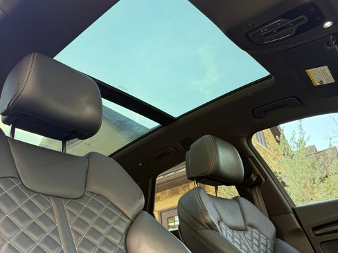 Used 2023 Audi SQ5 Premium Plus image 12