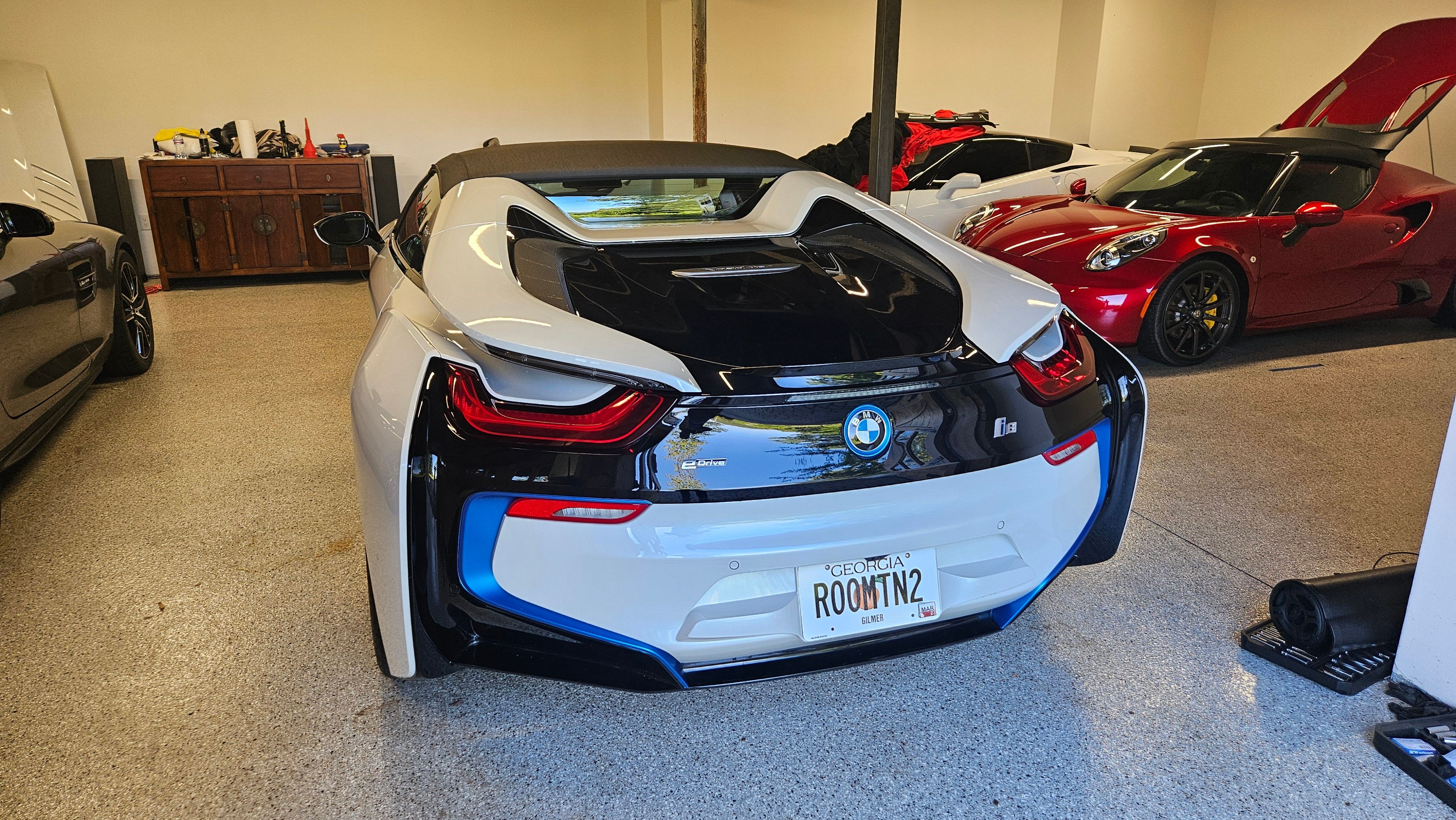 Used 2019 BMW i8 Roadster AWD/4WD image 22