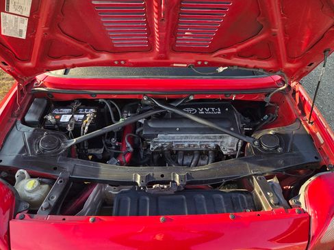 Used 2001 Toyota MR2 image 12