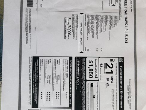 Used 2018 Jeep Cherokee Trailhawk w/ Quick Order Package 27L image 19