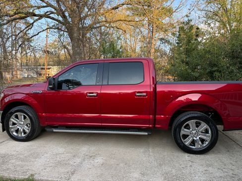 Used 2018 Ford F150 XLT w/ Equipment Group 302A Luxury image 1