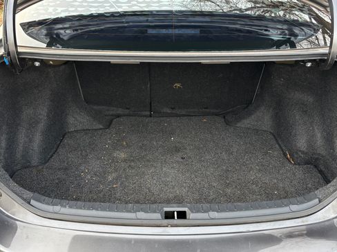 Used 2013 Toyota Corolla L image 21