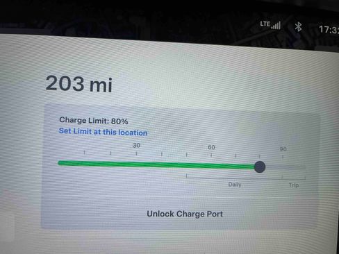 Used 2016 Tesla Model X Performance image 21