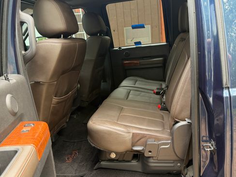 Used 2016 Ford F250 King Ranch w/ FX4 Off-Road Package AWD/4WD image 12