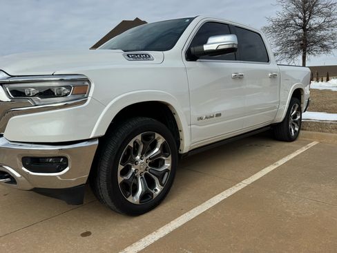 Used 2019 RAM 1500 Limited image 2