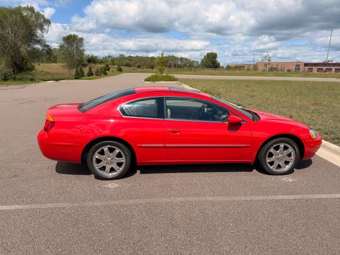 Used 2002 Chrysler Sebring LXi FWD image 6