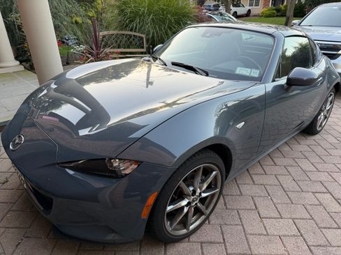 Used 2022 MAZDA MX-5 Miata RF Grand Touring image 1