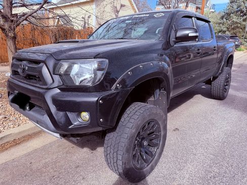 Used 2014 Toyota Tacoma 4x4 Double Cab image 9
