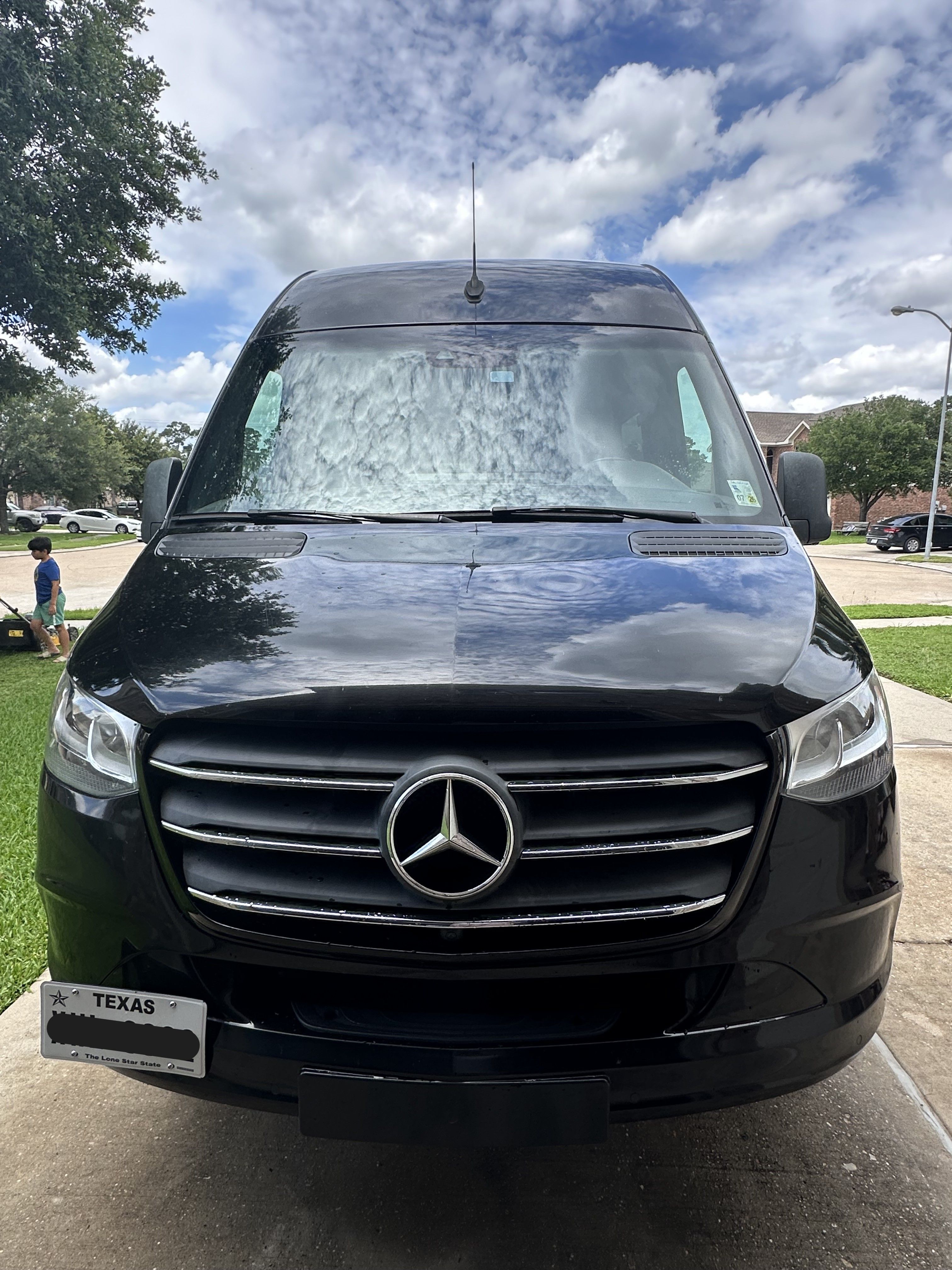 Used 2023 Mercedes-Benz Sprinter 2500 image 2