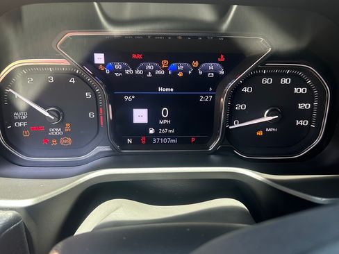 Used 2021 GMC Yukon XL Denali w/ Denali Premium Package RWD image 8
