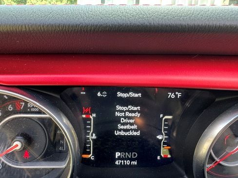 Used 2021 Jeep Wrangler Unlimited Rubicon w/ LED Lighting Group AWD/4WD image 8