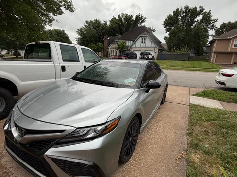 Used 2023 Toyota Camry XSE w/ Navigation Package FWD image 2