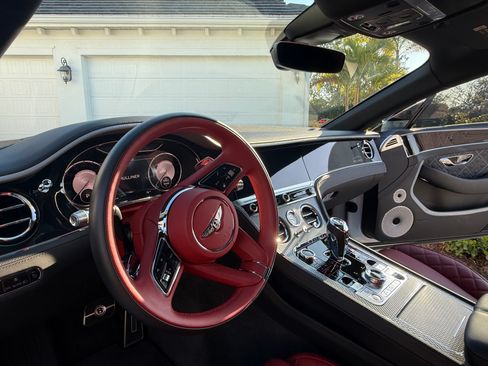 Used 2023 Bentley Continental GT Mulliner image 21