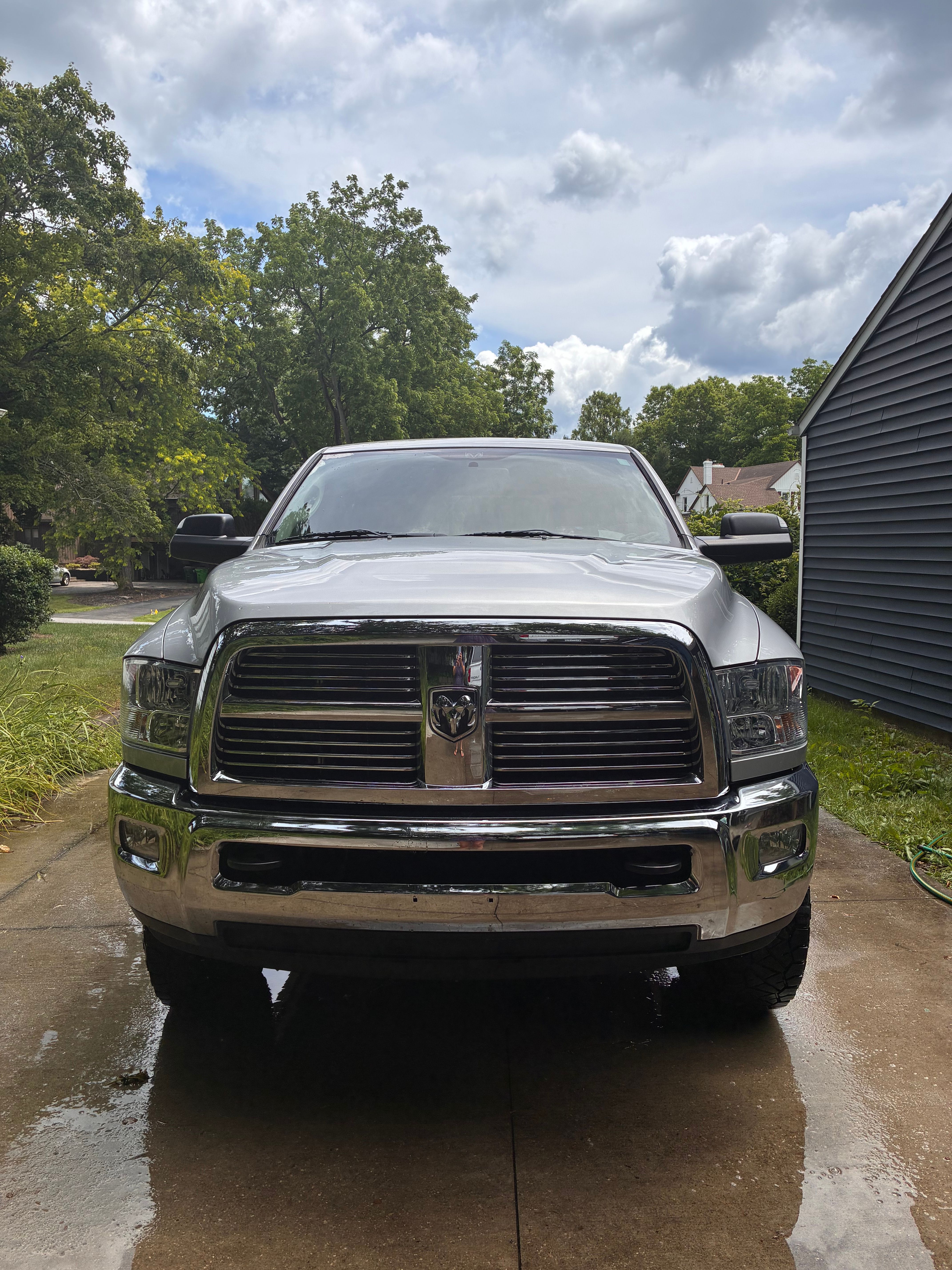 Used 2010 Dodge Ram 3500 Truck SLT w/ Big Horn Regional Package AWD/4WD image 14