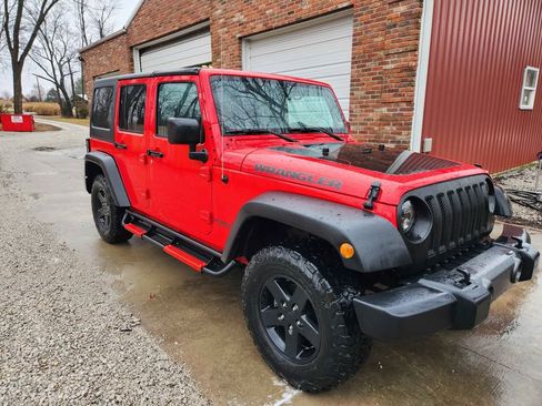 Used 2017 Jeep Wrangler Unlimited Sport image 6