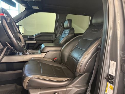 Used 2018 Ford F150 Raptor w/ Equipment Group 802A Luxury image 5