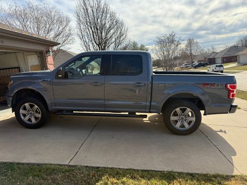 Used 2019 Ford F150 XLT w/ Equipment Group 302A Luxury image 7