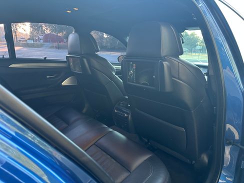 Used 2013 BMW M5 image 26