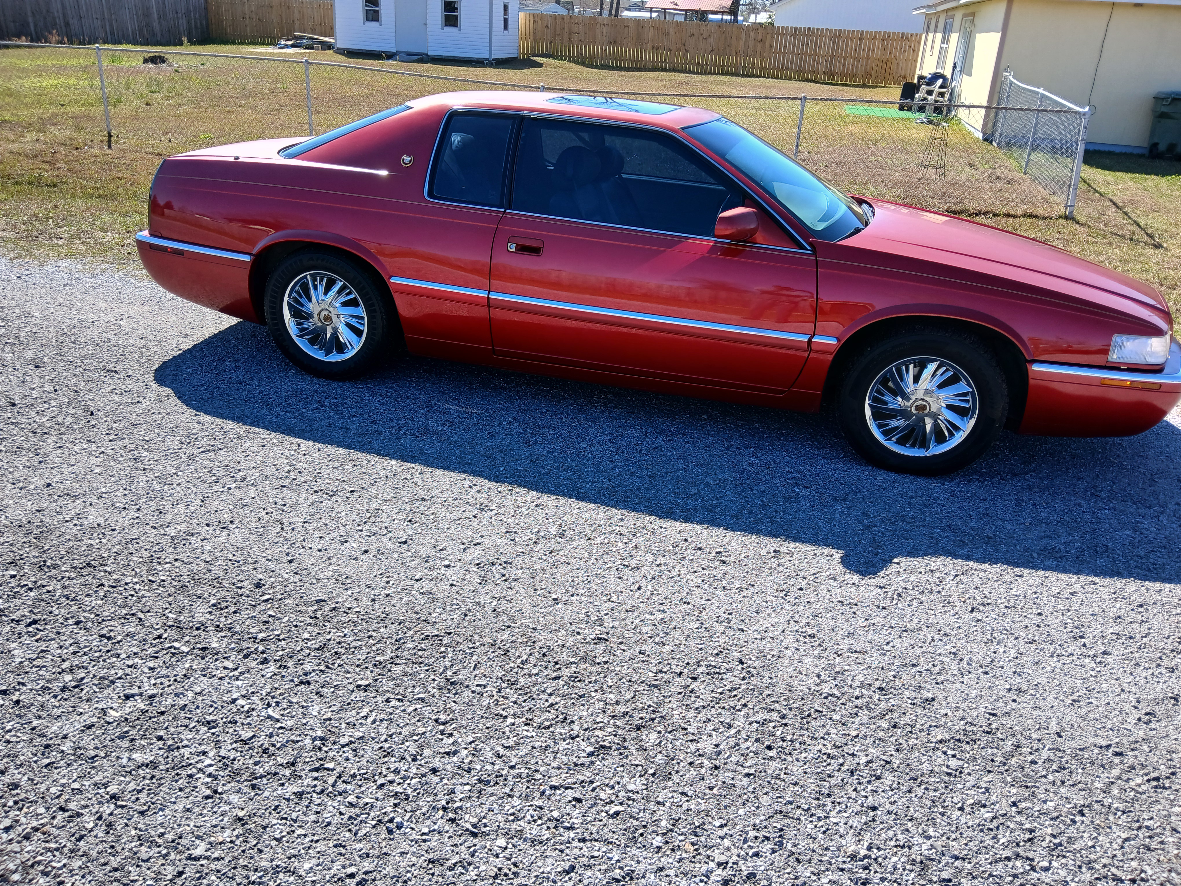 Used 1997 Cadillac Eldorado Touring FWD image 4