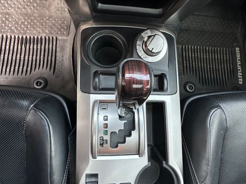 Used 2018 Toyota 4Runner Limited image 21