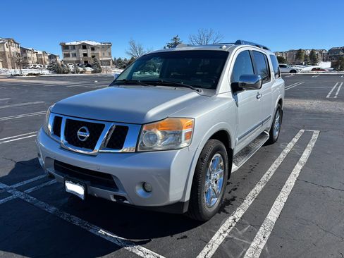 Used 2011 Nissan Armada Platinum w/ 2nd Row Captain Seat Pkg image 4