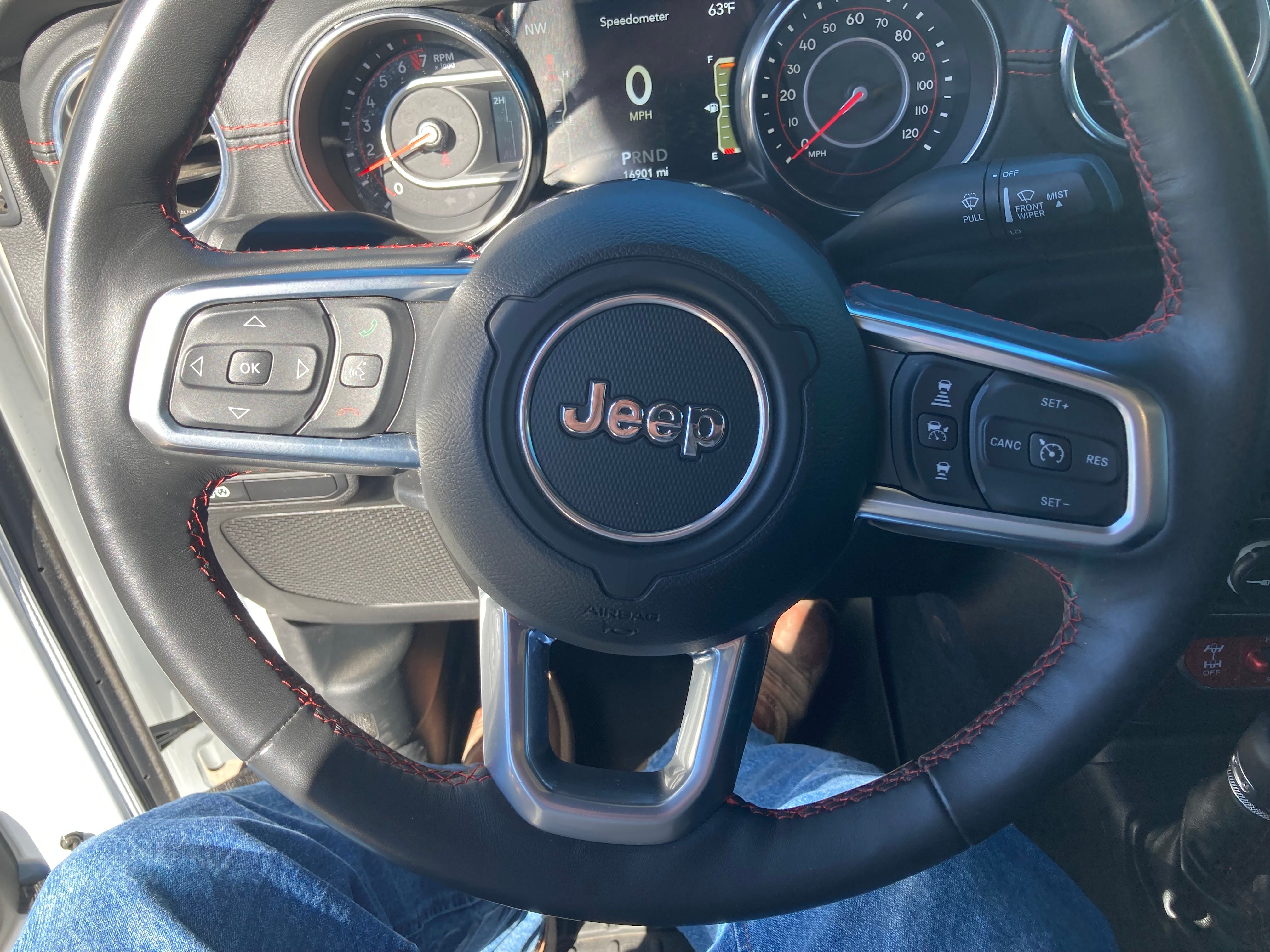 Used 2020 Jeep Gladiator Rubicon AWD/4WD image 11