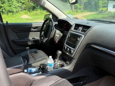Used 2014 GMC Acadia SLT AWD/4WD image 10