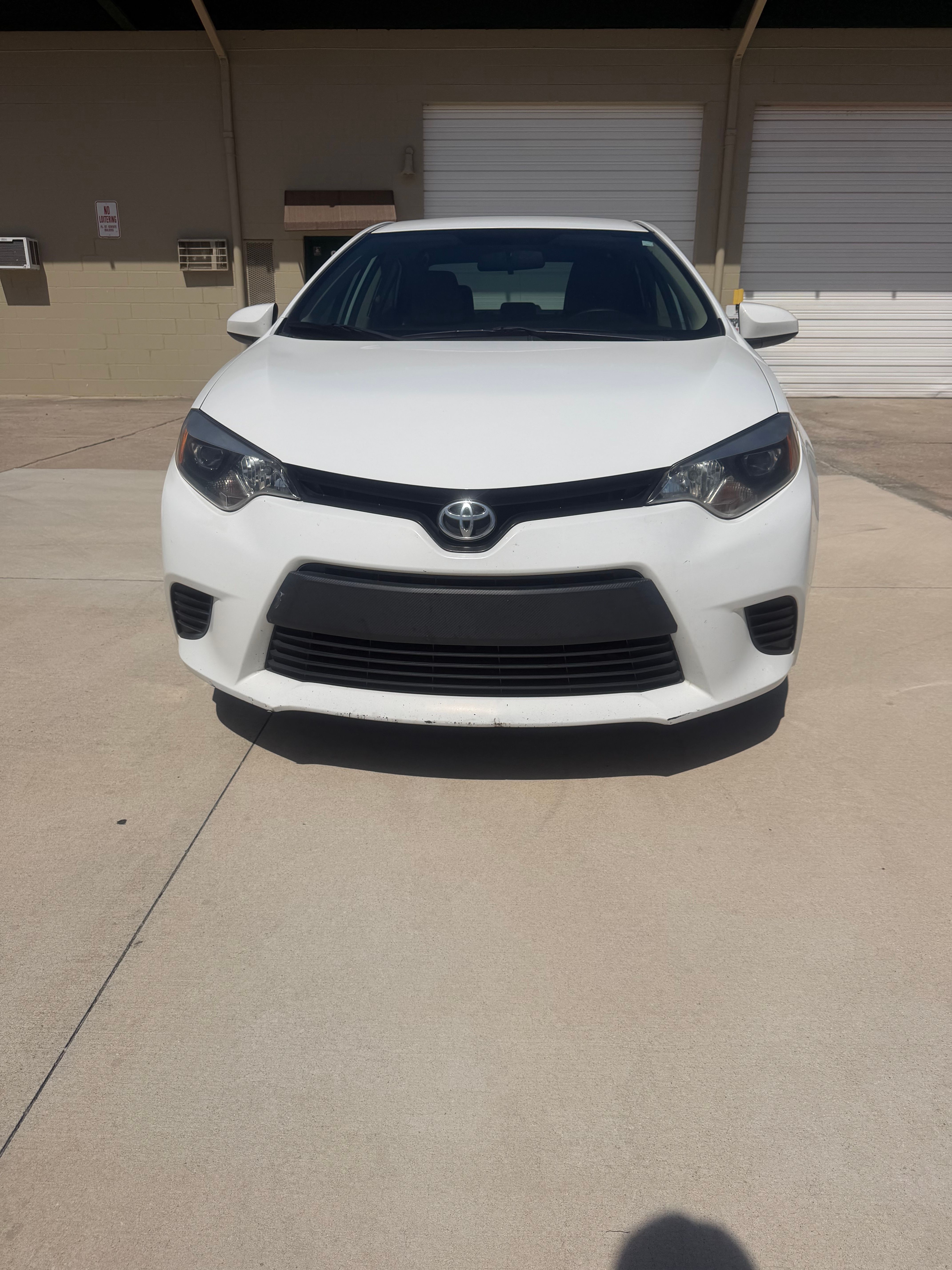 Used 2014 Toyota Corolla LE FWD image 2