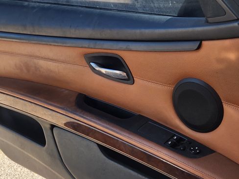 Used 2007 BMW 328xi Coupe image 13