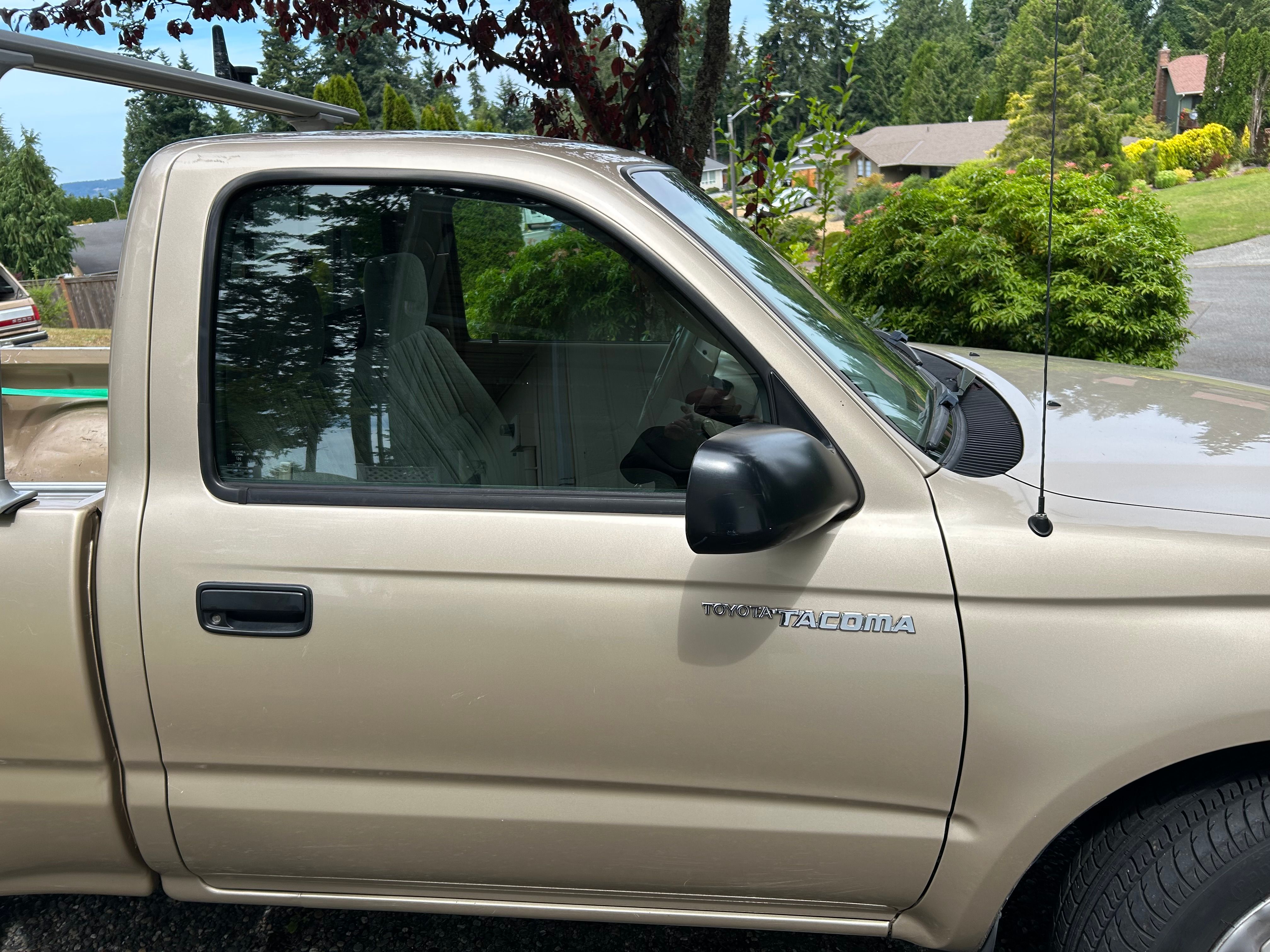 Used 2004 Toyota Tacoma 2WD Regular Cab image 9